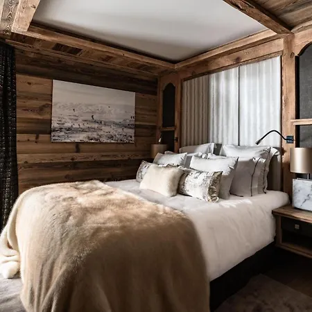 Sanctuary Cozy Chalet Steps From The Slopes